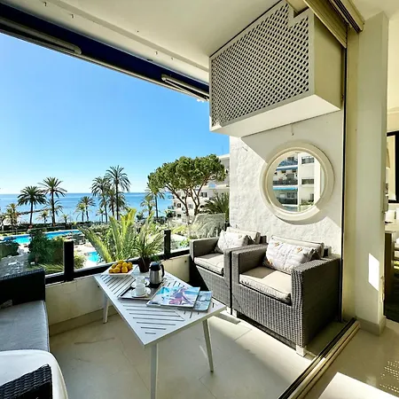 Seafront Skol Center By Eaw Homes شقة ماربيا